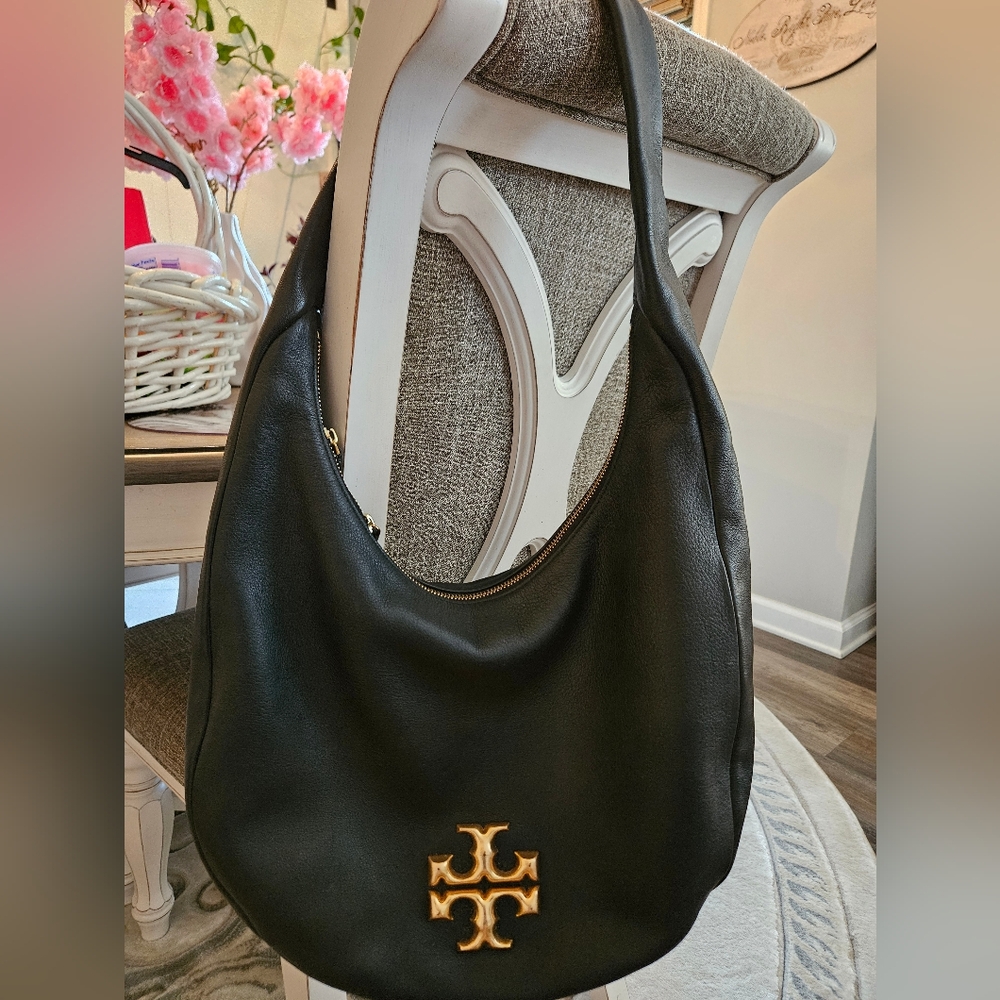 Tory Burch Kira Deconstructed Hobo Bag - Picture 3 of 10